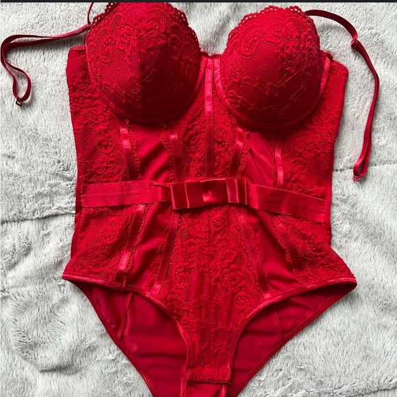 Spirit Vibrant Cherry Red Lace Bustier Body Suit Lace & Bows ❤️💋👠 - Picture 10 of 12